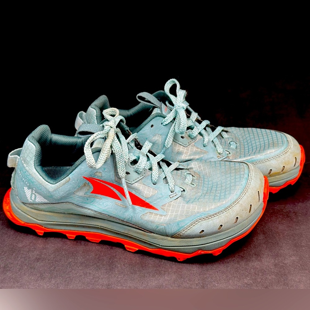 Altra Lone Peak 6 women size 7.5